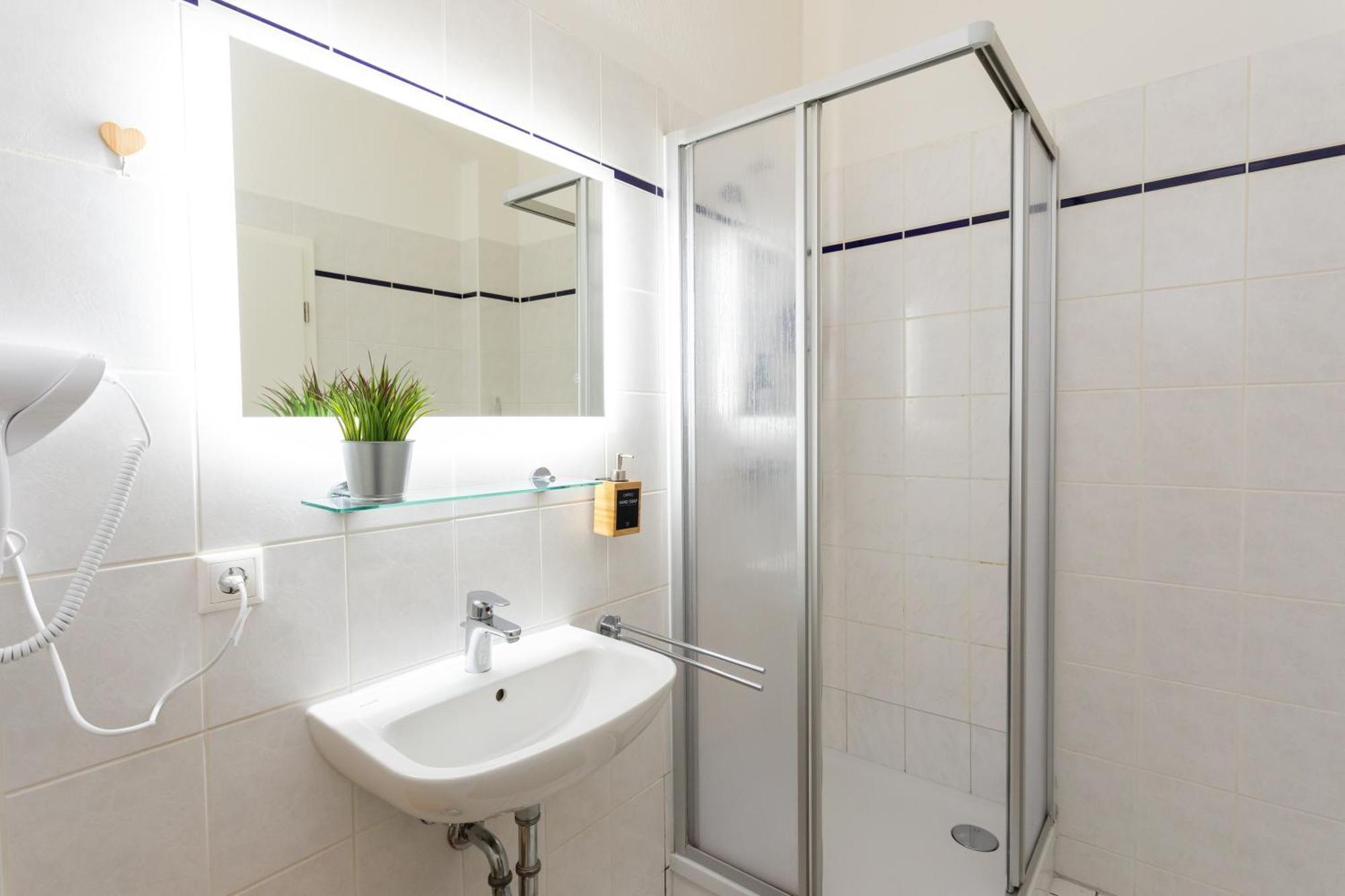 Fullhouse - Halle - Paulus Apartment - Nespresso Экстерьер фото